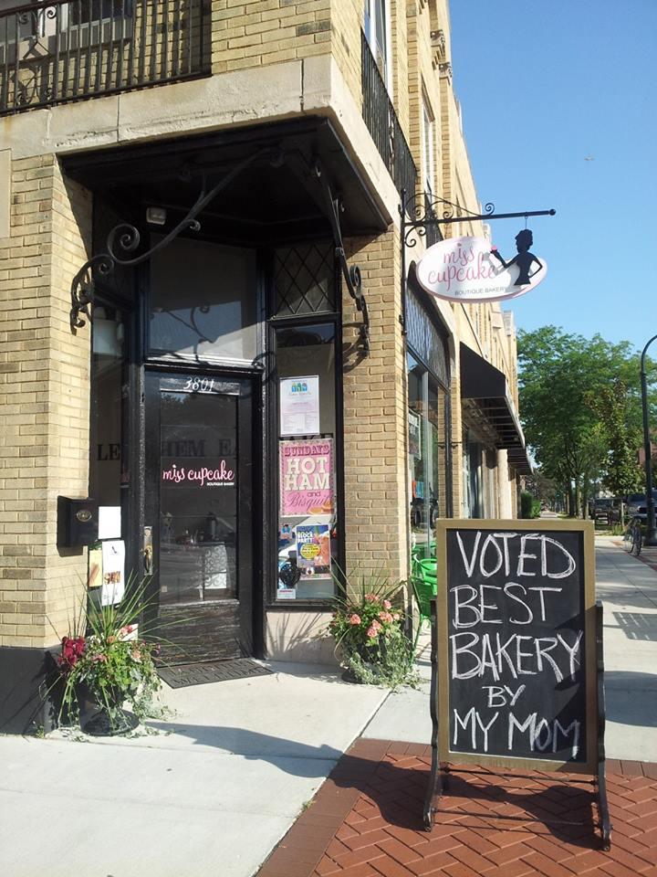 dog-friendly-restaurants-in-shorewood-wi-bringfido