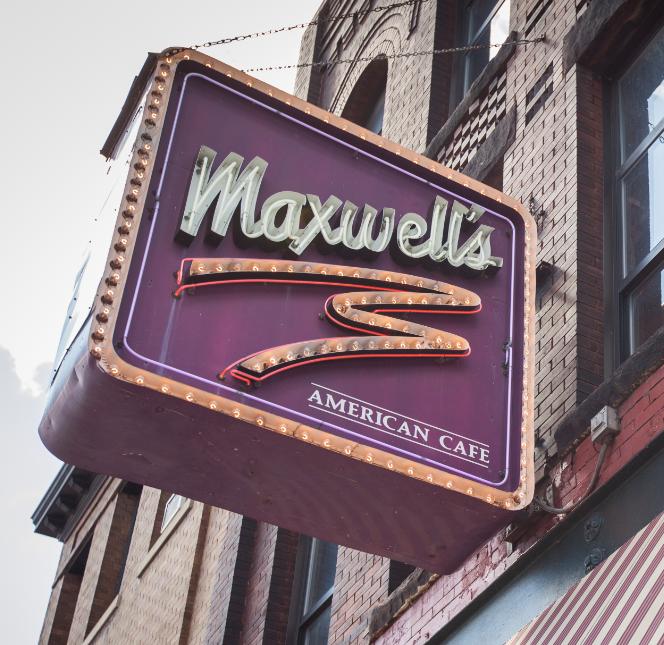 Pet Friendly Maxwell's American Cafe