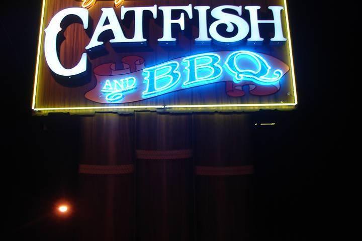 Pet Friendly Dowd's Catfish and BBQ
