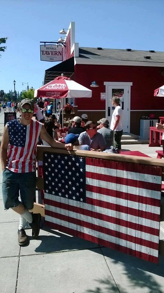 Picture of the outdoor tables at Duvall Tavern, a pet-friendly bar in Duvall, WA.
