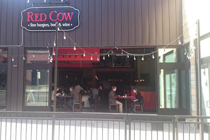 Pet Friendly Red Cow Restaurant & Bar - North Loop
