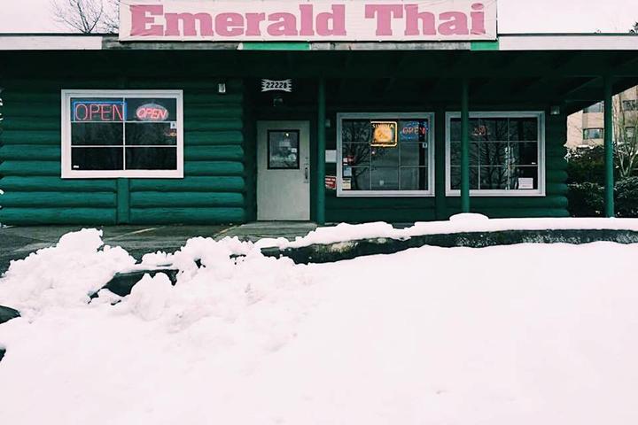 Pet Friendly Emerald Thai Cuisine