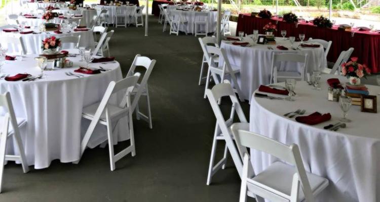 Brown County Inn >> Harvest Dining Room At Brown County Inn Is Pet Friendly Brown County Inn >> Harvest Dining Room At Brown County Inn Is Pet Friendly