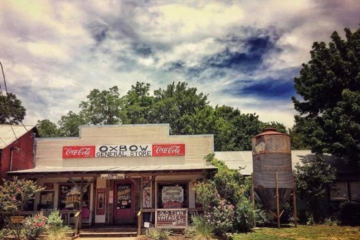 Pet Friendly Oxbow Bakery