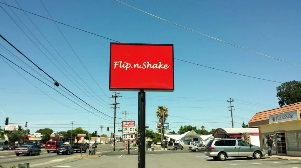 Pet Friendly Flip n Shake