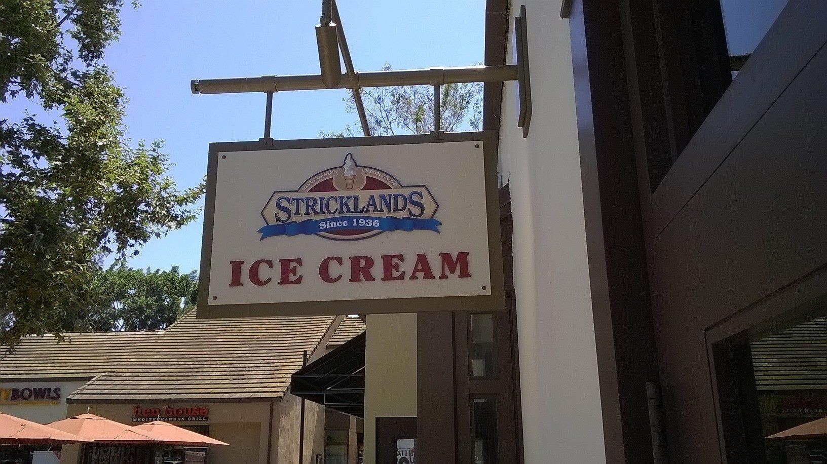 Dog Friendly Ice Cream Shops in Irvine, CA BringFido