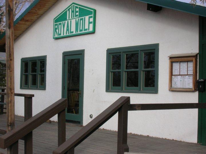 Pet Friendly The Royal Wolf