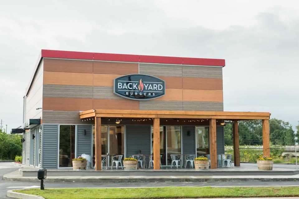 Back Yard Burgers Is Pet Friendly