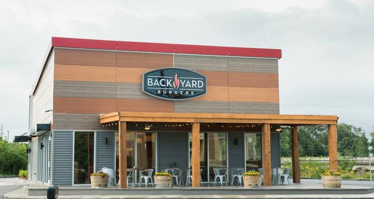 Back Yard Burgers Is Pet Friendly