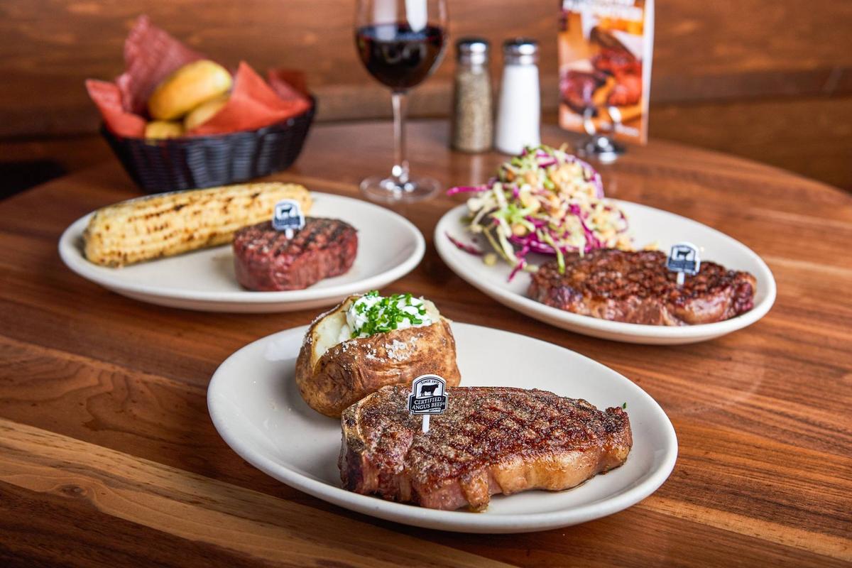 Wood Ranch BBQ & Grill Pet Policy